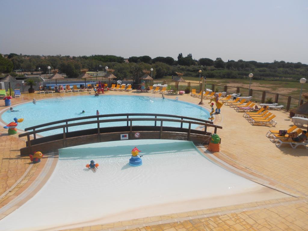 Camping Officiel Siblu Le Lac Des Reves Lattes Exteriér fotografie